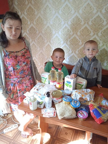 Гуманітарна допомога для мешканців Врадіївки - Фото 0