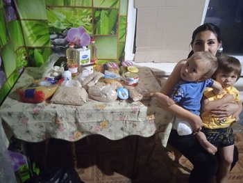 Гуманітарна допомога для мешканців Врадіївки - Фото 1