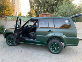 Відремонтували та передали автівку військовим з 61 ОМБР - Фото 3