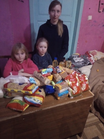 Гуманітарна допомога для переселенців з Херсонщини - Фото 1