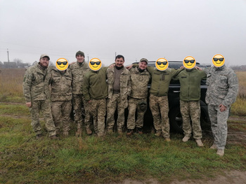 We handed over a car to our soldiers from military unit A2167 to the front - Photo 2