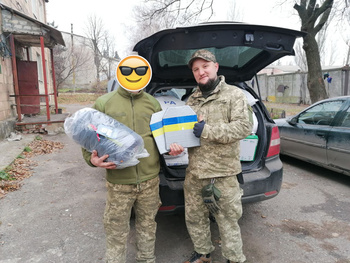 We handed over a car to our soldiers from military unit A2167 to the front - Photo 3