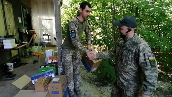 Пікапи та електроніка для військових - Фото 7