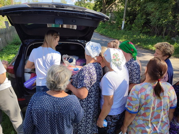 Поїздка з гуманітарною допомогою для мешканців сіл Буди, Ягідне та Красне у Чернігівській області - Фото 19