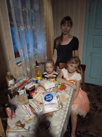 Гуманітарна допомога для переселенців з Херсонщини - Фото 2